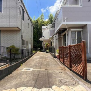 【中古戸建】相模原市緑区下九沢（ＪＲ相模線 橋本 距離2,400m バス11分 バス停 六地蔵 停歩4分）