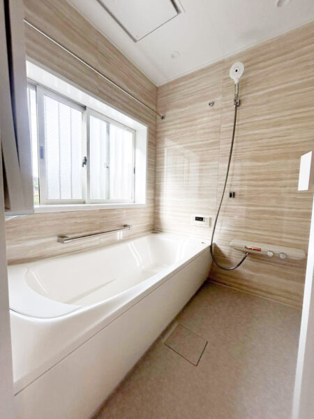 内窓設置で断熱性アップ！補助金を活用した浴室リフォーム（八王子市M様邸）